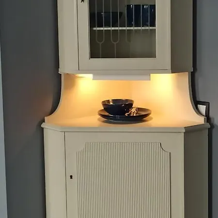 Dzīvoklis Old Town Airy 4 *